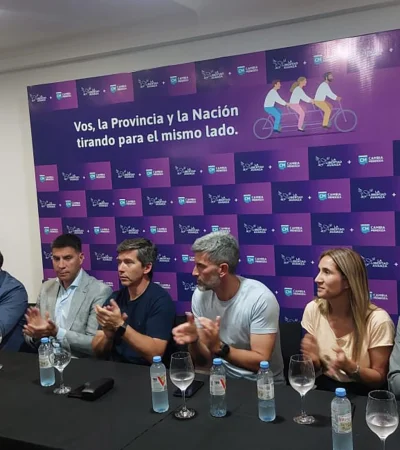 La Libertad Avanza + Cambia Mendoza presentaron a sus candidatos en un acto multitudinario