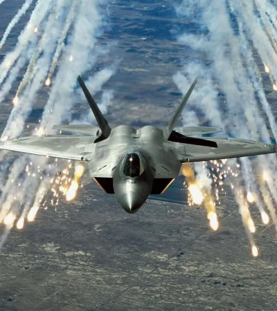 ¡Urgente! Venezuela denuncia una incursión ilegal de aeronaves de combate de EE. UU. a gran velocidad y muy cerca de sus costas.