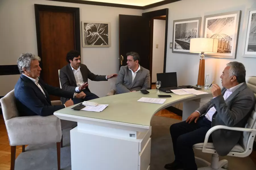 Juan Paso, Natalio Mema, Lisandro Catalán y Alfredo Cornejo.