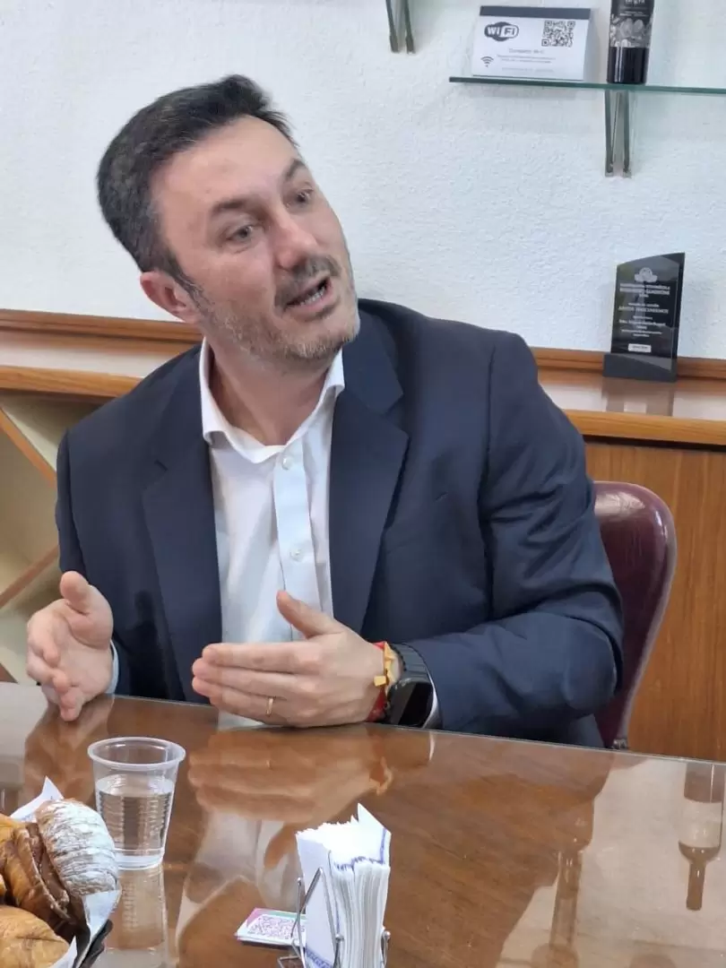 Reunión de Petri con ACOVI