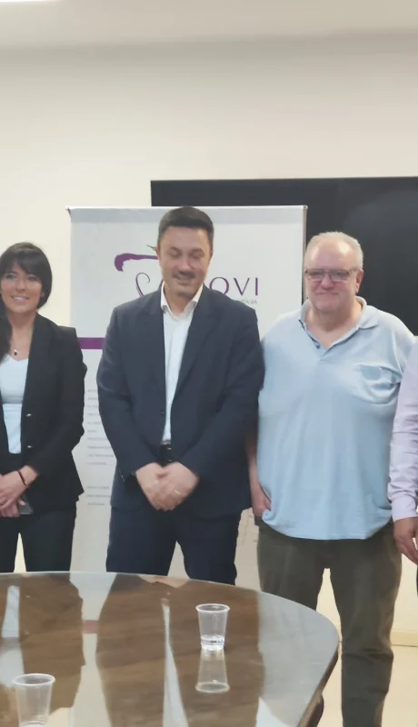 Reunión de Petri con ACOVI