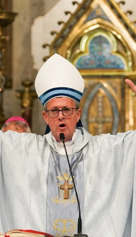 Durante el cierre de la 51 Peregrinación Juvenil a Luján, Cuerva remarcó que muchos argentinos sienten el peso de la desigualdad y la violencia.