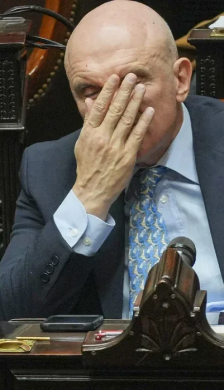 Espert, abrumado por evidencias. Archivo web