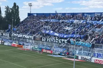 Godoy Cruz calienta el clásico mendocino con Independiente Rivadavia con bandera y cantos