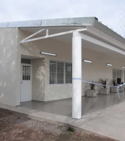 Con una inversión de $10.000 millones, la nueva etapa alcanzará a más de 300 escuelas en toda la provincia.