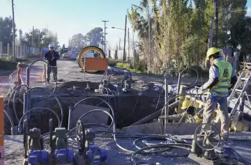 Aseguran que ya no se volcarán líquidos cloacales en el canal Pescara