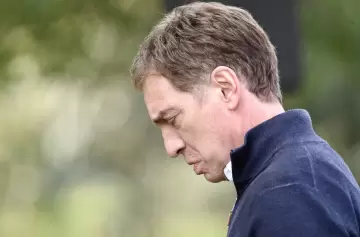 Paridad de género frena a Santilli: fiscalía platense dictamina que no puede encabezar la lista de LLA