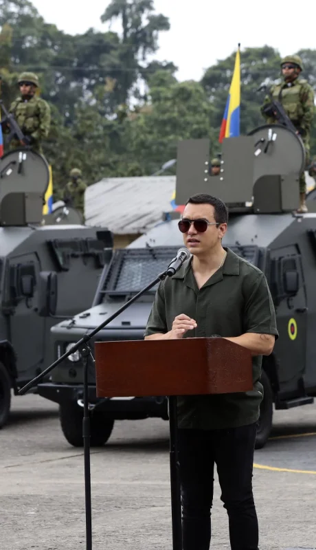 La ministra Manzano fue contundente: "Disparar contra el vehículo del presidente, lanzar piedras, eso es simplemente criminal".