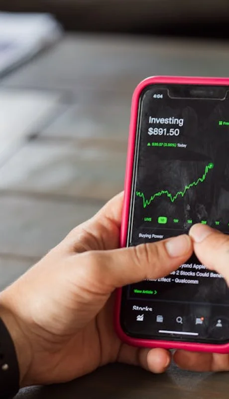 Fernando Galante advierte que el pánico y la euforia llevan a errores en inversiones.