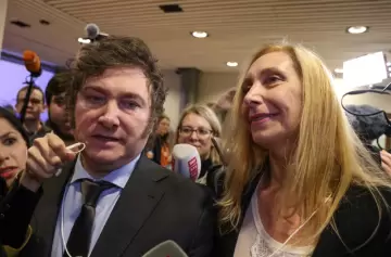 Mal rato para el Pesidente y su hermana al caminar por CABA