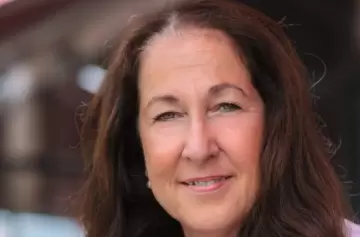 El giro inesperado en el ataque a la alcaldesa de Herdecke: la verdad detrás de la agresión