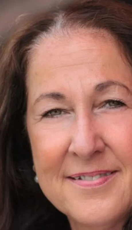 La alcaldesa atacada, Iris Stalzer.