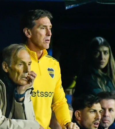 Claudio Úbeda quedará al frente del plantel hasta diciembre.