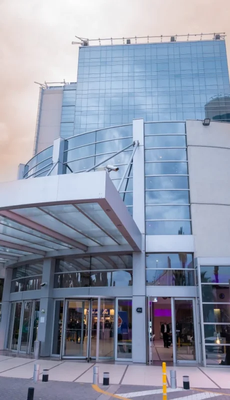 Sunset y música en Hilton Mendoza.