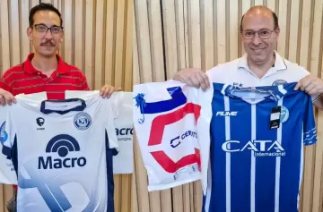 Minuto 91 sorteó camisetas de Independiente Rivadavia y Godoy Cruz en la previa del clásico mendocino