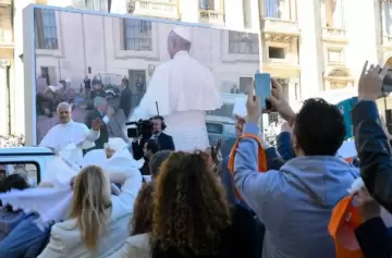 Papa León XIV pide apoyo urgente para los cristianos perseguidos y defiende la libertad religiosa