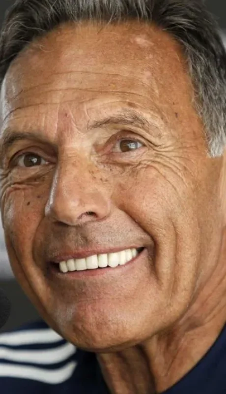 Miguel Ángel Russo y un merecido homenaje.