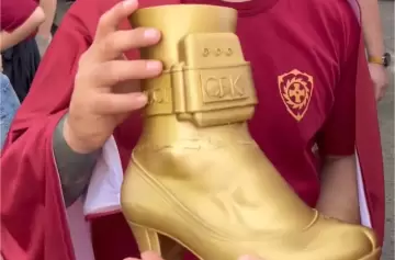 El regalo insólito que recibió Milei en Chaco y que se volvió el nuevo eslogan de campaña