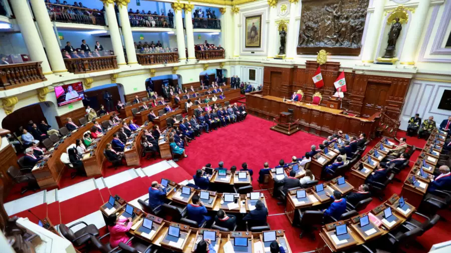 El poderoso congreso de Perú