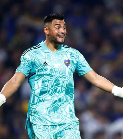 "Chiquito" Romero jugará en Argentinos Juniors y podrá participar en el Clausura.