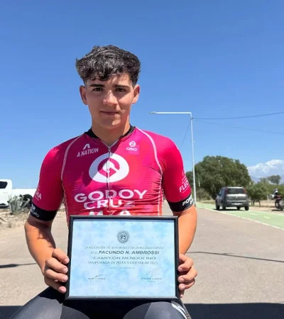 Facundo Ambrossi, campeón mendocino