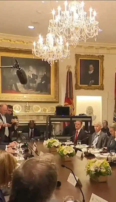 Almuerzo con Milei y conferencia de Trump