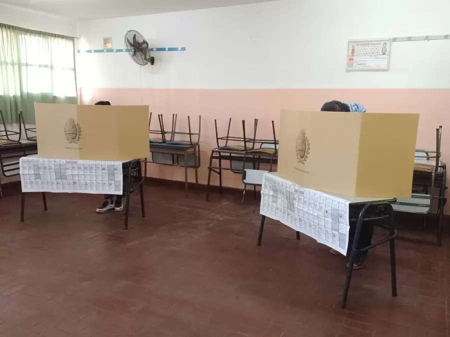 Ya no hay más cuarto oscuro de elige detrás de un biombo