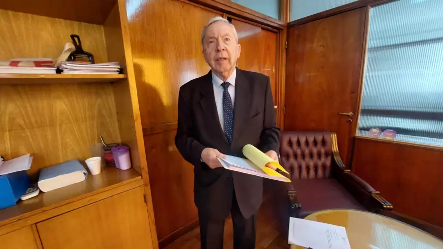 Diputado Edgardo Civit Evans (LAUM).