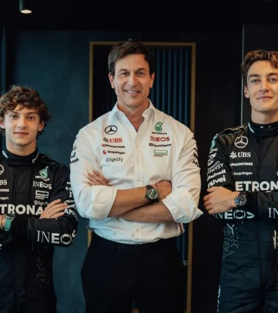 Mercedes confirmó a sus pilotos.