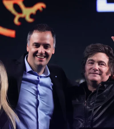 "Necesitamos reformar el mundo del trabajo, para que el dinamismo económico pueda estar acompañado del dinamismo laboral", afirmó el vocero