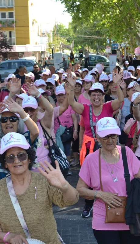 Maipú refuerza su compromiso con la salud durante el Octubre Rosa.