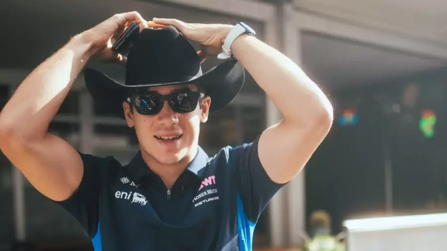 El look de Franco Colapinto en la previa del GP de Texas.