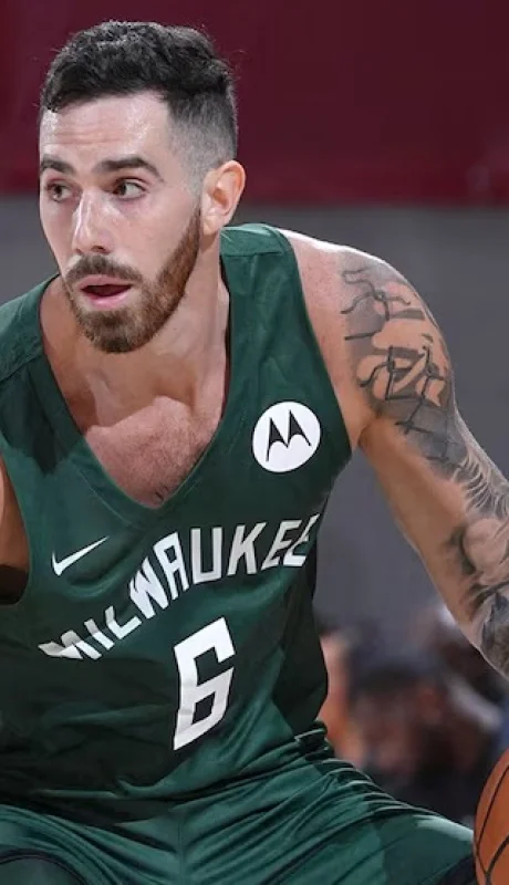 Vildoza quedó en el ojo de la tormenta.