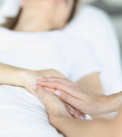 El debate se vuelve a abrir tras el caso de una mujer que reclama la posibilidad de una muerte digna.