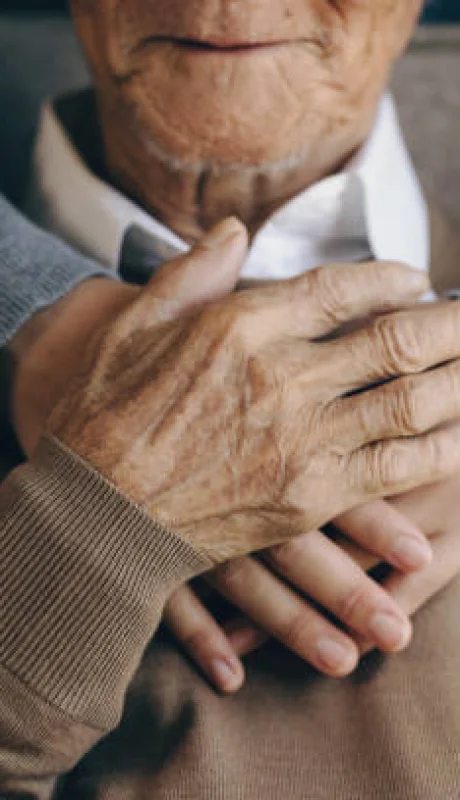 Desde la Fundación El Faro aseguran la importancia de un "acompañamiento integral" hacia el fin de la vida.