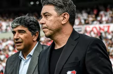 Gallardo bajo presión: las decisiones del DT de River en el crucial encuentro en Córdoba