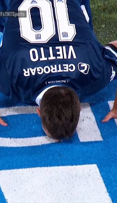 El particular festejo de Vietto