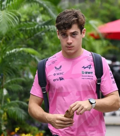 Franco Colapinto subió un posteo con una particular frase.