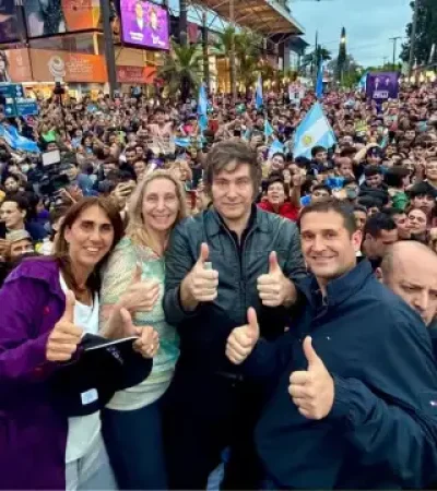 El líder libertario concluyó la gira por el Norte con un acto en Tucumán. Foto: gentileza (web)