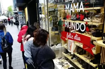 Día de la Madre: los argentinos le escaparon a las cuotas y optaron por el pago único