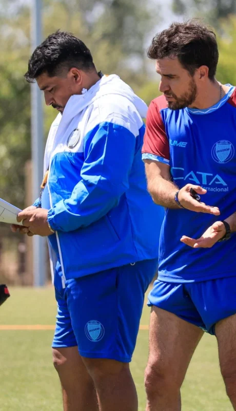 Omar Asad dirigió su primer entrenamiento.