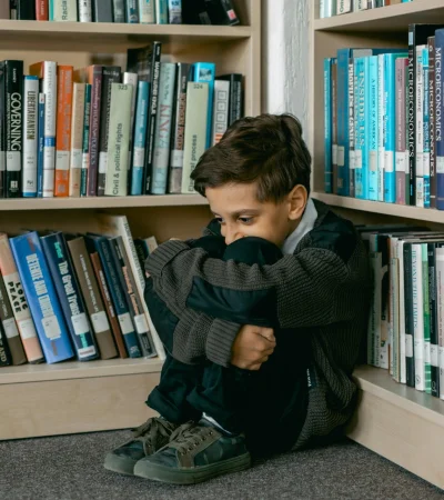 La psicóloga Sonia Almada alerta que casi 200 niños por año en Argentina quedan huérfanos por femicidio.