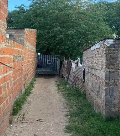 Una mujer de 45 años fue asesinada a puñaladas en su vivienda de barrio Loyola Norte.