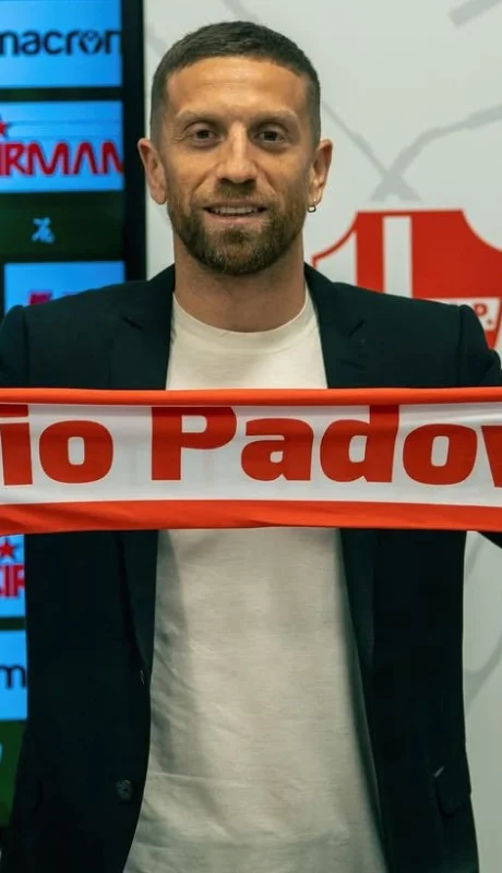 El "Papu" Gómez vuelve a jugar al fútbol