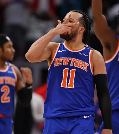 Los Knicks enfrentan a los Pistons.