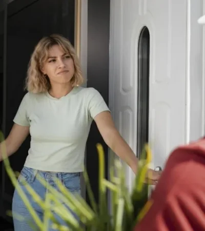 Decir 'no' a las visitas no es egoísmo, es sabiduría emocional. Significa que reconocés tus límites y elegís proteger tu salud mental.