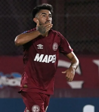 Marcelino Moreno, una de las figuras de Lanús.