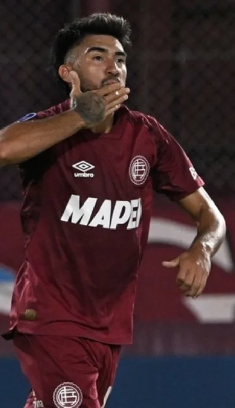 Marcelino Moreno, una de las figuras de Lanús.