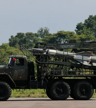 "Cualquier fuerza militar del mundo sabe el poder de los Igla-S", afirmó Maduro.