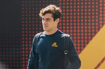 La rebeldía de Colapinto no terminó: el desafiante buzo que usó en México tras desobedecer a Alpine